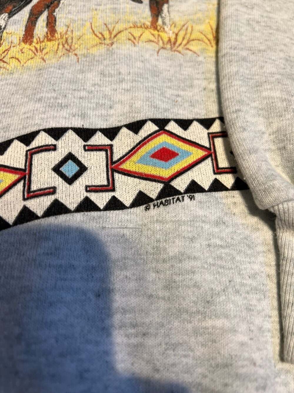 Vintage 1991 Habitat Monument Valley Utah Native American Eagle Graphic Sweatshi - Picture 3 of 5